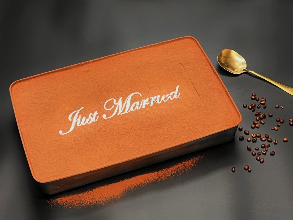 Luxury Italian Tiramisu Tray for Weddings (Serves 40–45)